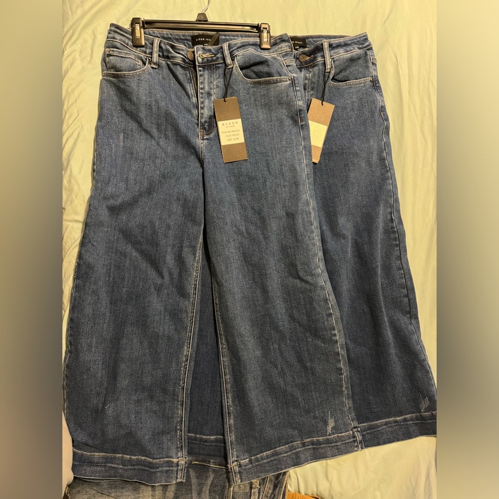Risen Jeans
